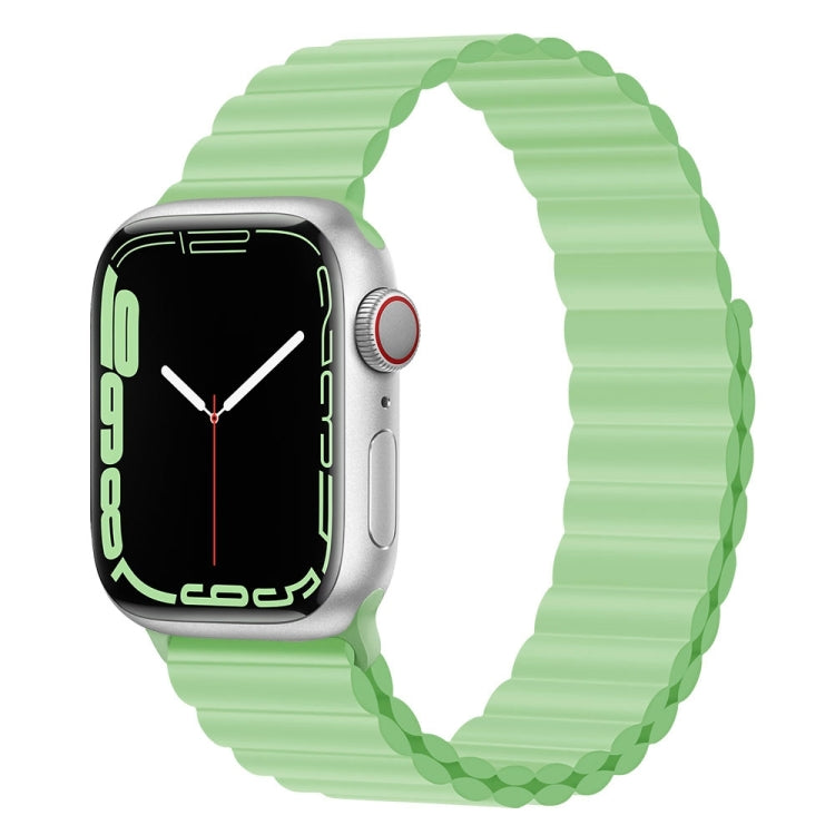 Silicone Magnet Watch Band For Apple Watch Series, 7 45mm / 6&SE&5&4 44mm / 3&2&1 42mm, 7 41mm / 6&SE&5&4 40mm / 3&2&1 38mm